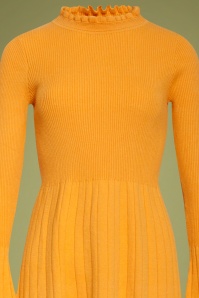 Smashed Lemon - Kylie Knitted Dress Années 60 en Moutarde 5