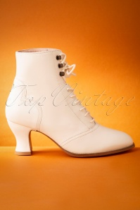 Miss L-Fire - 40s Alexa Lace Up Booties in Cream 4