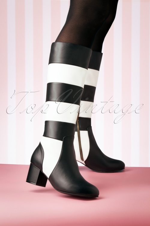 Lola Ramona - 60s Eve Queen Of Hearts Boots in Black and White