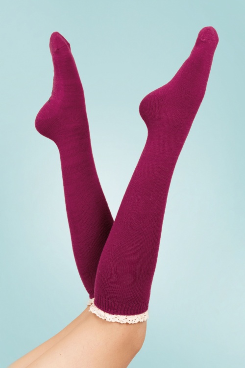 Powder - 60s Lace Tops Knee Socks in Raspberry