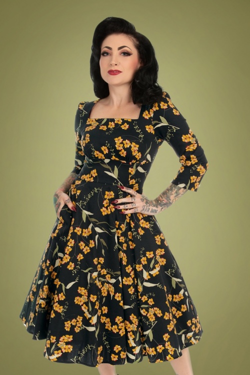 Hearts & Roses - 50s Florence Floral Swing Dress in Black