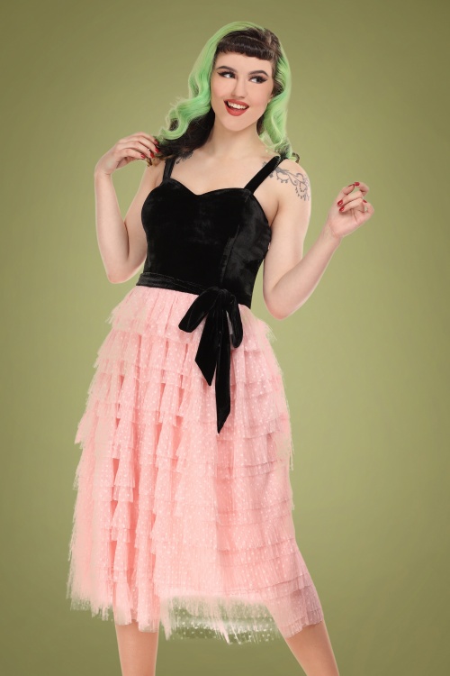 Collectif Clothing - Giselle Polka Occasion Swing-jurk in zwart en roze
