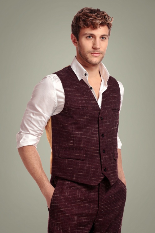 Collectif 31618 Max Crosshatch Waistcoat in Burgundy 20190930 020LW