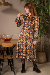 Traffic People - 70s Moodless Floral Dress in Navy