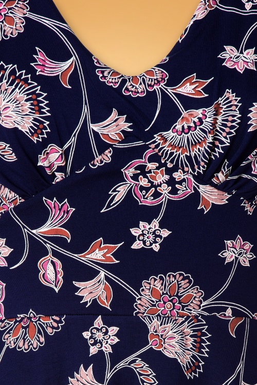 Topvintage Boutique Collection - Leona Floral Swing Dress Années 50 en Bleu Marine 4