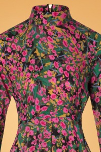 Closet London - 70s Lynda Floral Dress in Multi 2