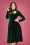 Collectif Clothing - Clara Velvet Swing Dress Années 50 en Vert 4