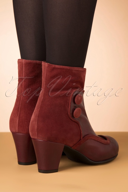 La Veintinueve - 60s Olga Leather Ankle Booties in Duotone Red 5