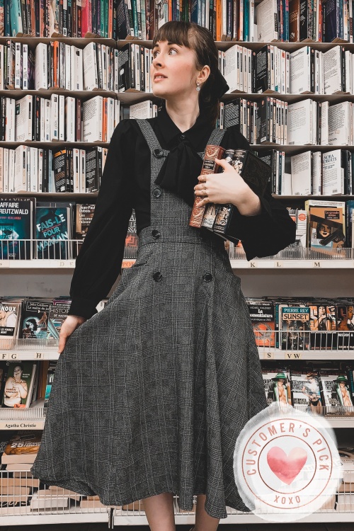 Collectif Clothing - Brenda Librarian Check Latzhose in Anthrazit