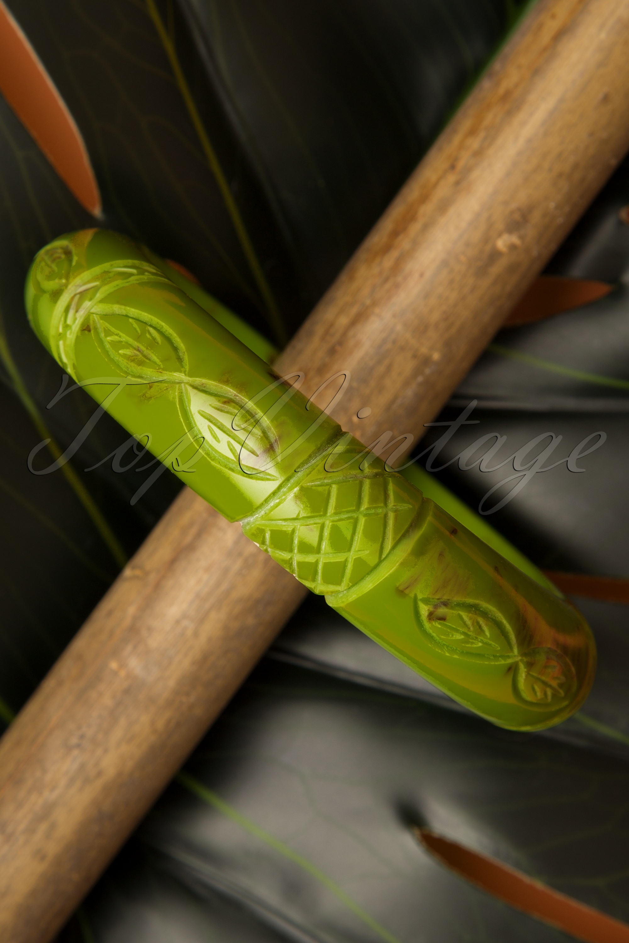 Splendette - TopVintage Exclusief ~ Elzen Midi gesneden armband in groen