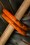 Splendette - TopVintage Exclusive ~ Fox Narrow Carved Bangle Set Années 40 en Orange