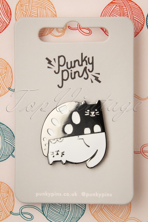Punky Pins - Ying And Yang Cats Enamel Pin 3