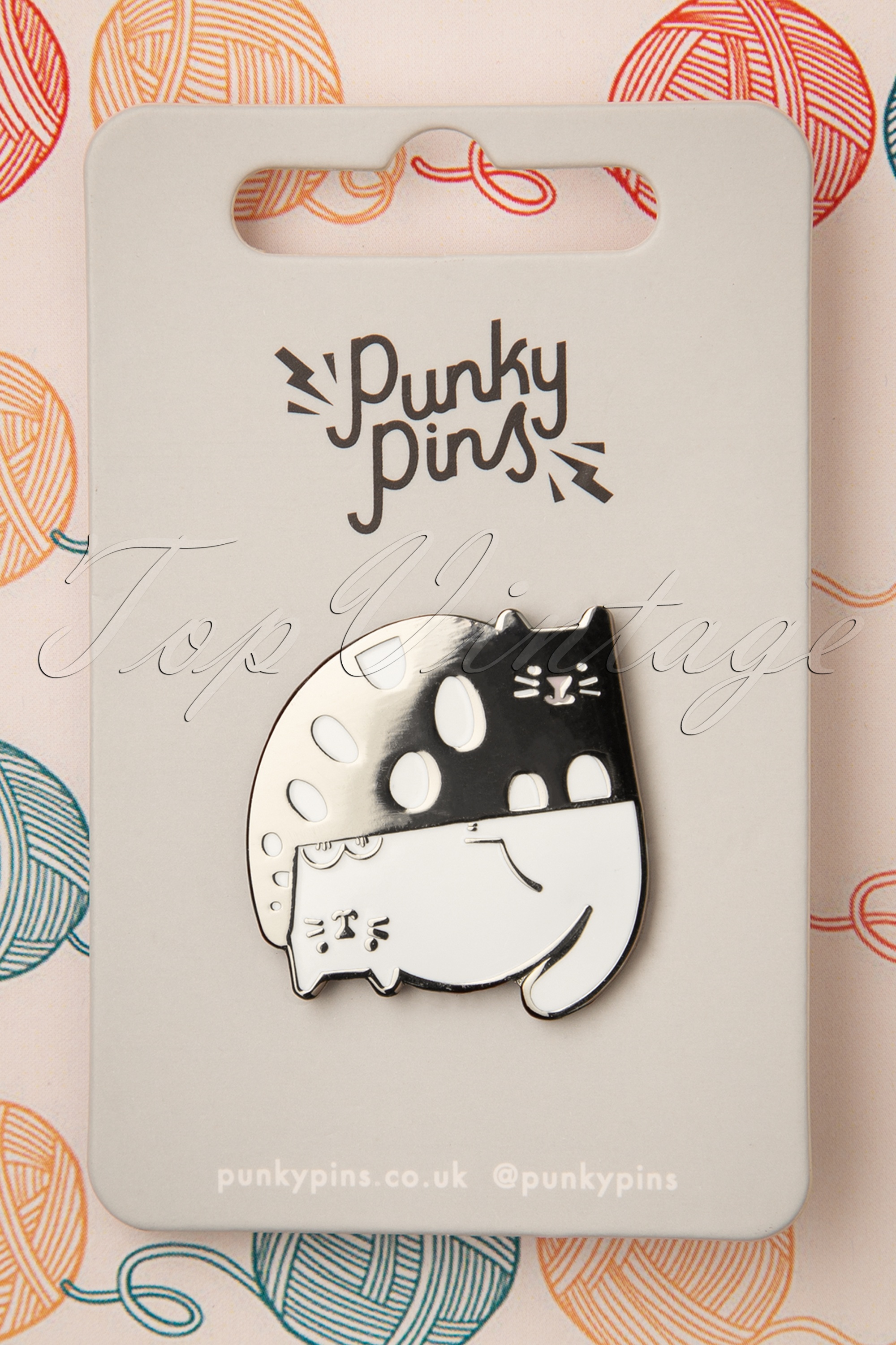 Punky Pins - Ying and Yang Cats emaille pin 3