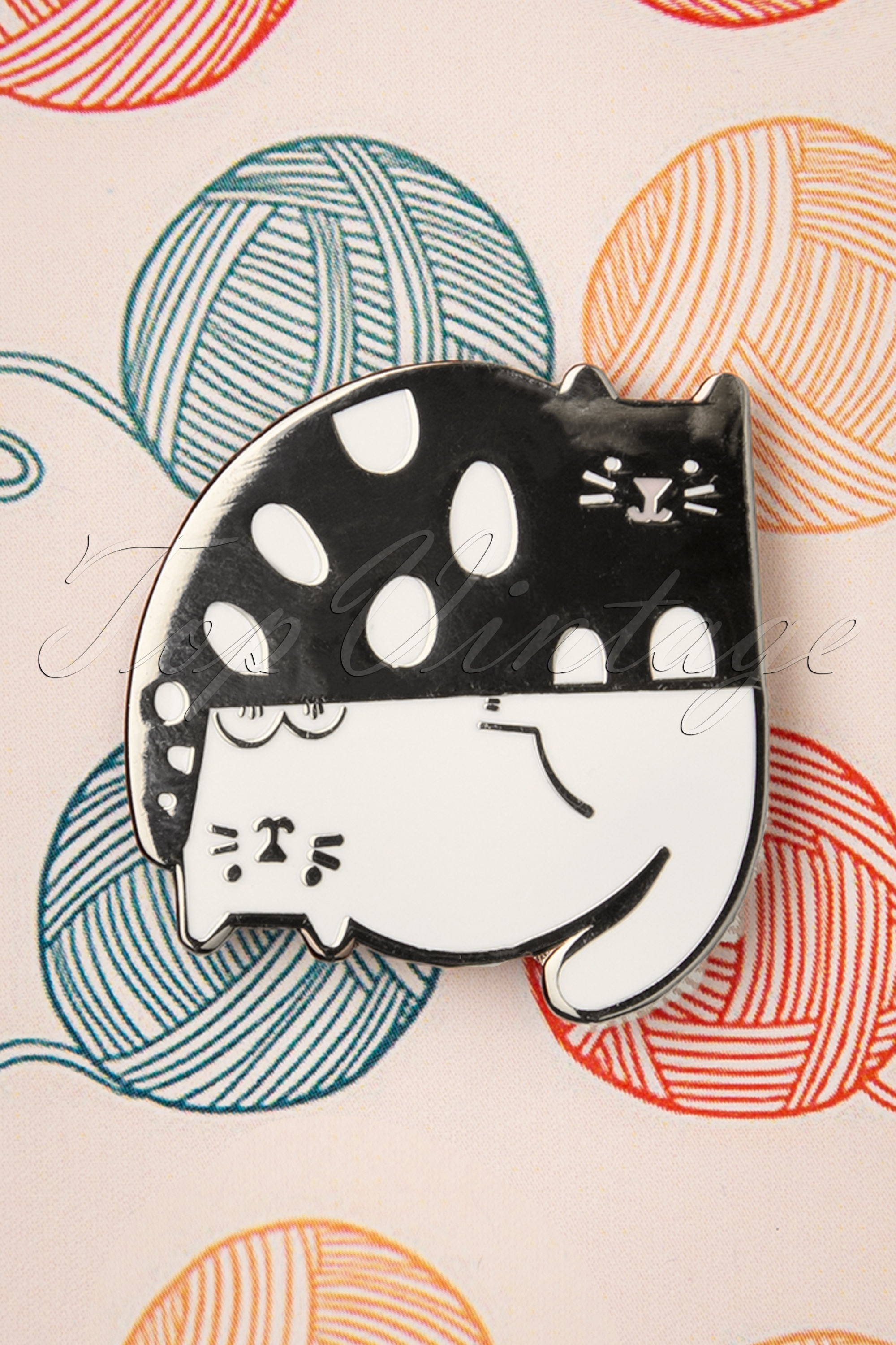 Punky Pins - Ying and Yang Cats emaille pin