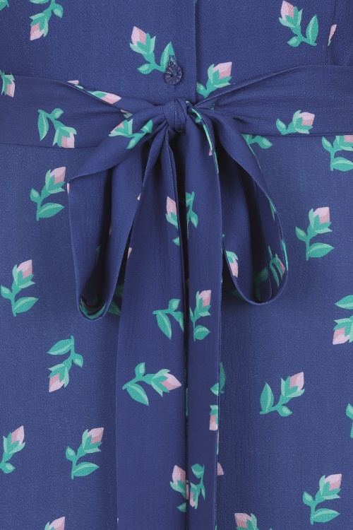 Collectif Clothing - Luisa Rose Bud Maxi Dress Années 40 en Bleu 4
