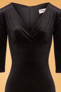 Vintage Chic for Topvintage - 50s Everleigh Velvet Pencil Dress in Black 2