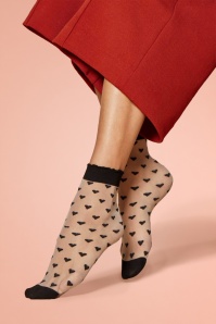 Fiorella - 50s Jeunet Heart Socks in Nude and Black