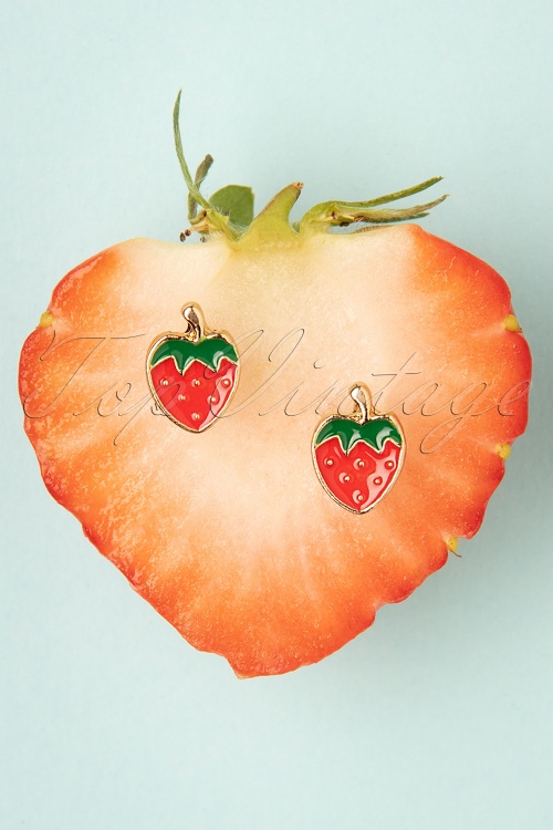 Topvintage Boutique Collection - 50s Strawberry Stud Earrings in Red