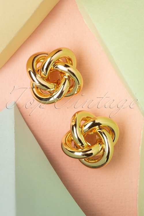 Day&Eve by Go Dutch Label - 50s Twisted Stud Earrings in Gold