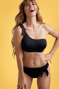 Marlies Dekkers - Black Sea One Shoulder Bikini Top Années 50 en Noir  5
