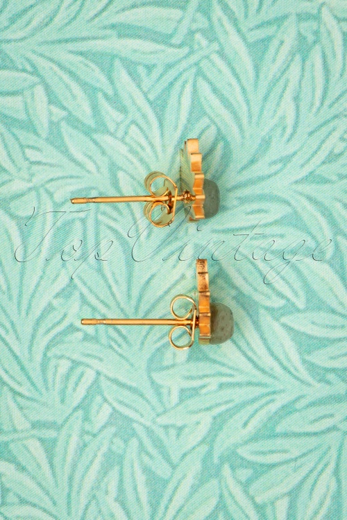 Day&Eve by Go Dutch Label - 50s Leaves Studs in Gold Plated 3