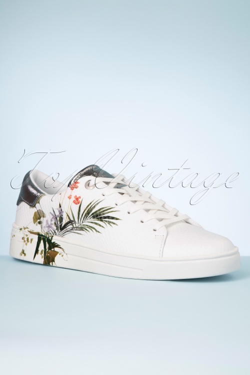 Ted Baker - Penil sneakers met bloemmotief in wit 2