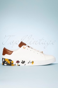 Ted Baker - Wenil sneakers met bloemmotief in wit 5