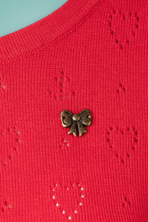 Blutsgeschwister - 60s Logo Short Roundneck Cardigan in Red Heart Anchor 3