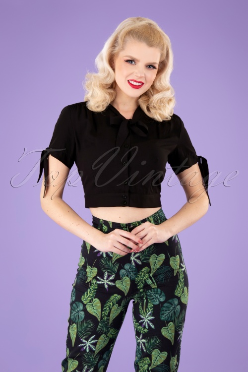 Banned Retro - 50s Pussy Crop Top in Black