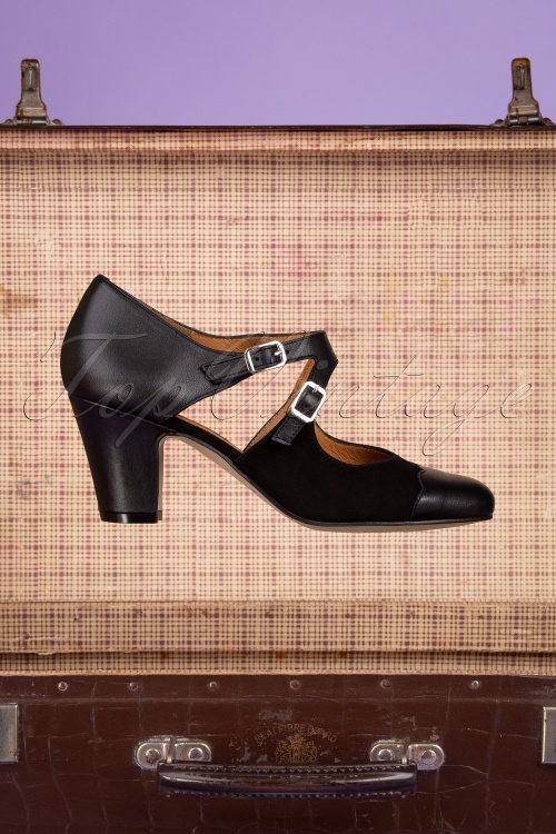 Topvintage Boutique Collection - 40s Days Away Leather Pumps in Black 2