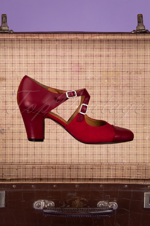 Topvintage Boutique Collection - Days Away Leather Pumps Années 40 en Rouge Passion 2