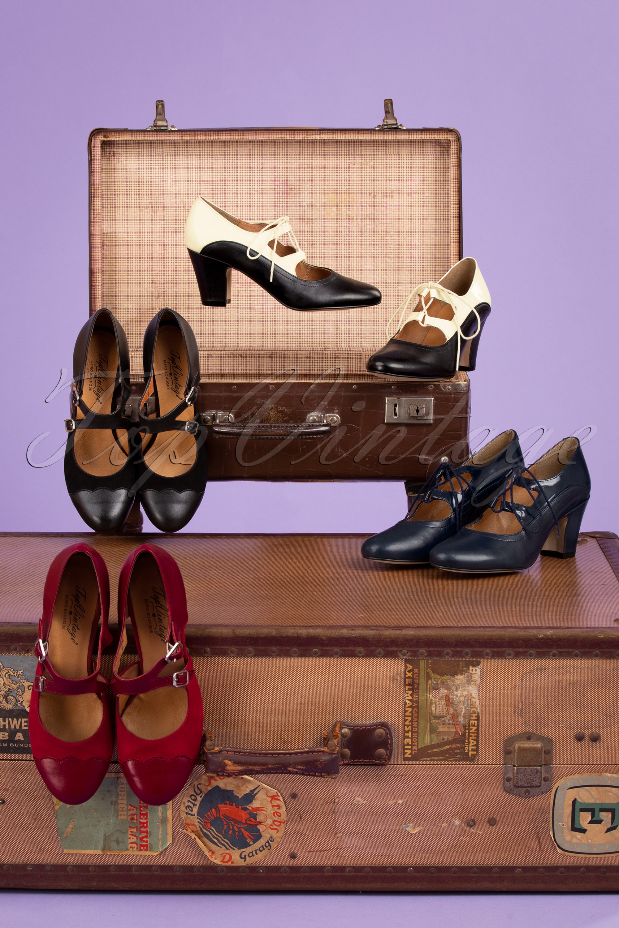 Topvintage Boutique Collection - Back In Time lederen pumps in zwart en wit 6