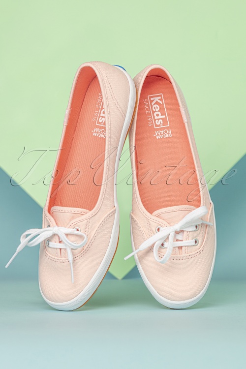 Keds - 50s Teacup Twill Ballerina Sneakers in Rose