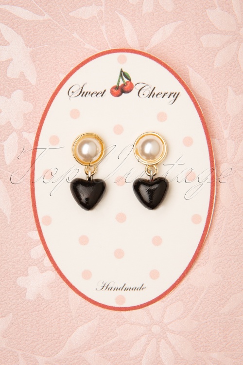 Sweet Cherry - 50s Pearl Heart Earrings in Black and Gold
