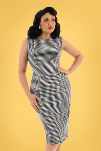Hearts & Roses - 50s Gabrielle Gingham Wiggle Dress in Black and White 2