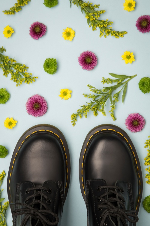 Dr. Martens - 1460 Smooth Ankle Boots in Black 4