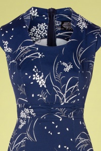 Hearts & Roses - TopVintage exclusive ~ Annabella Floral Wiggle Dress Années 50 en Bleu Marine 3