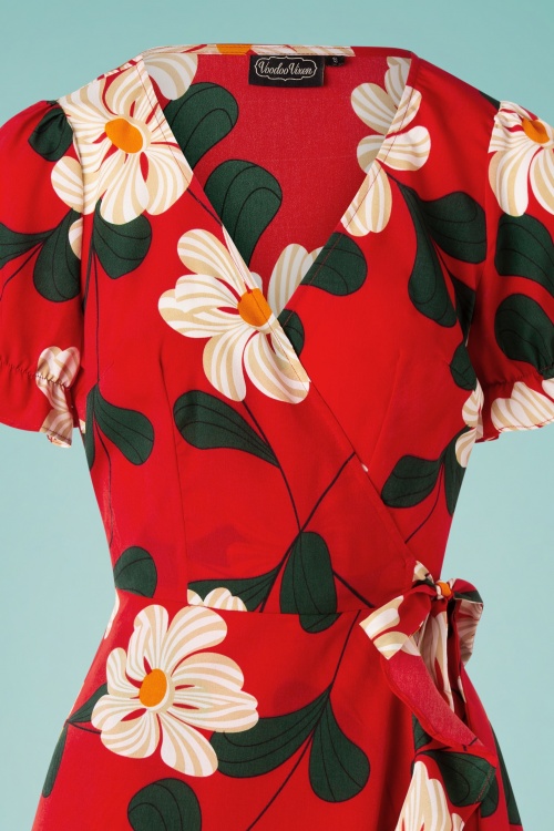 Vixen - Reem wikkeljurk met bloemenprint in rood 3
