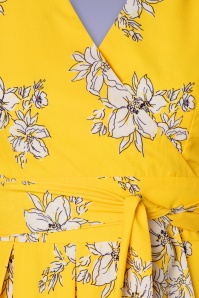 Timeless - Rosa swingjurk met bloemenprint in geel 4