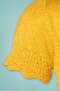 Bright and Beautiful - Nigela Cropped Cardigan Années 70 en Moutarde 4