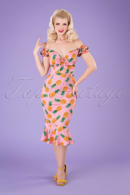 Collectif Clothing - Sasha Pineapple Fischschwanz-Bleistiftkleid in Pink 2