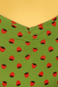 Blutsgeschwister - 50s Merci Cherie Top in Strawberry Soucre Green 3