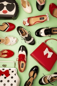 Lola Ramona ♥ Topvintage - 60s Penny Goes To Italy Brogue Flats in Black and Red 5