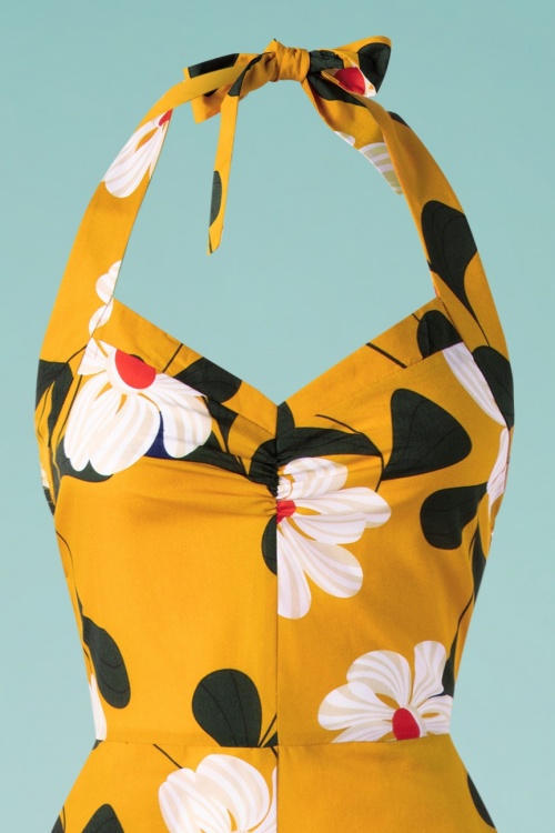 Vixen - Mimi jumpsuit met bloemenprint in goudgeel 3