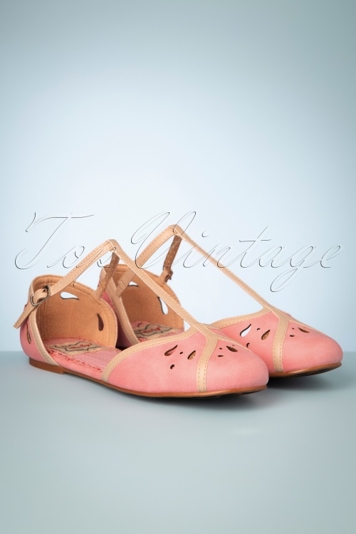 Bettie Page Shoes - Katie Flache Schuhe mit T-Strap in Rosa 5