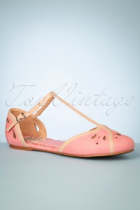 Bettie Page Shoes - Katie Flache Schuhe mit T-Strap in Rosa 2