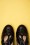 Bettie Page Shoes - Laura t-strap pumps in zwart 3