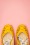 Bettie Page Shoes - Marilyn peeptoe pumps in geel 4