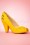 Bettie Page Shoes - Marilyn peeptoe pumps in geel