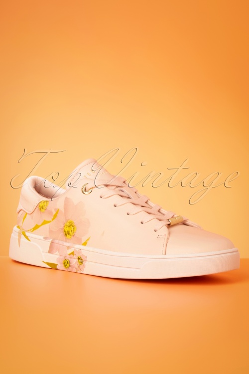 Ted Baker - Lennec sneakers met bloemmotief in poederroze